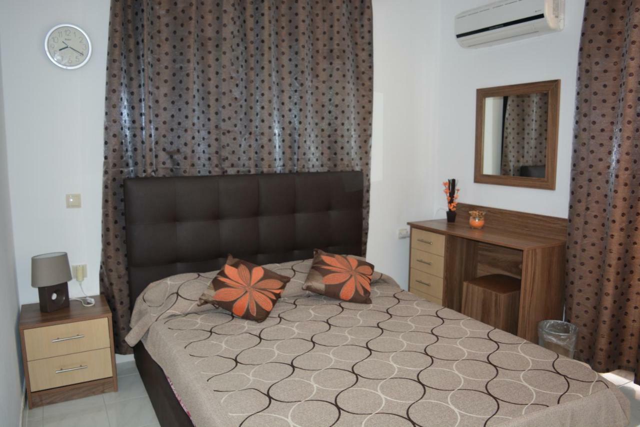 Giannis Apartment,Haraki Esterno foto