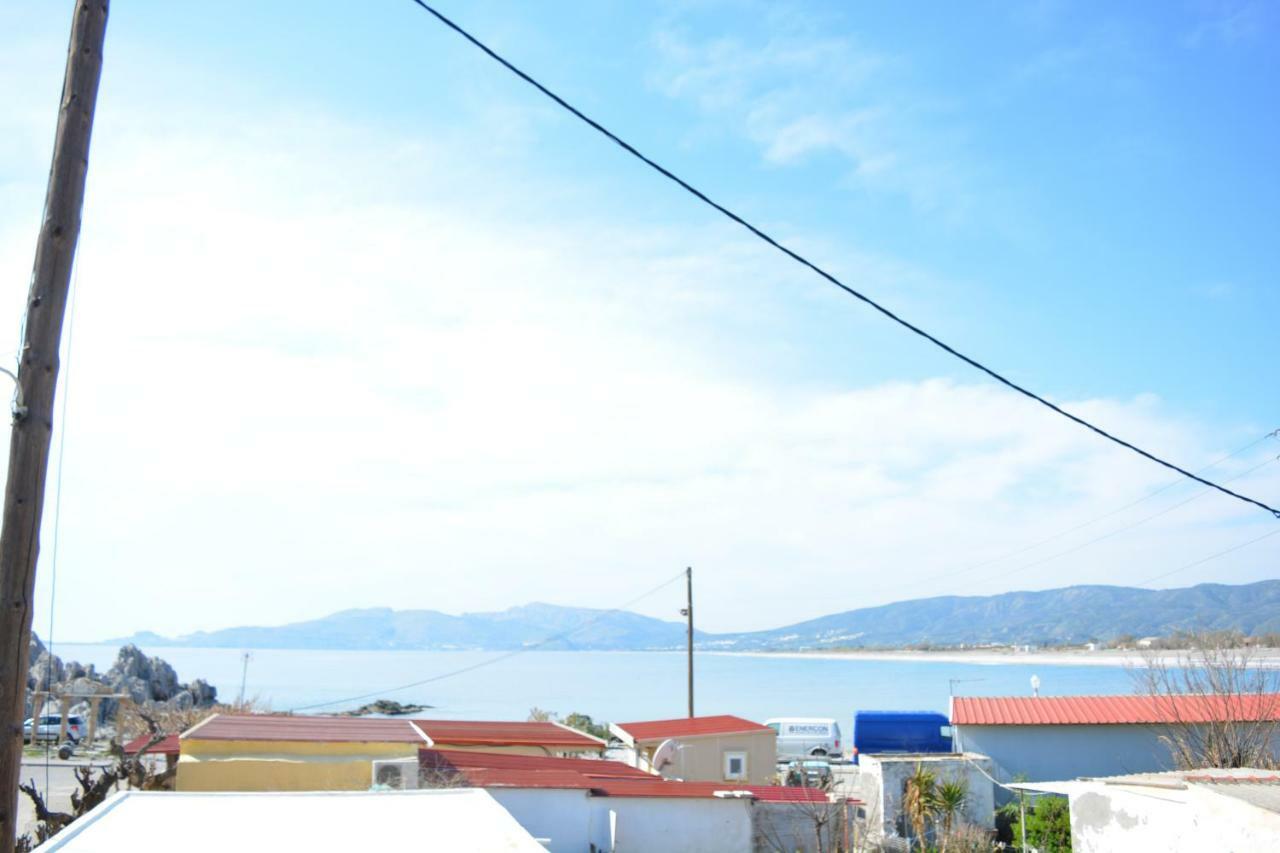Giannis Apartment,Haraki Esterno foto